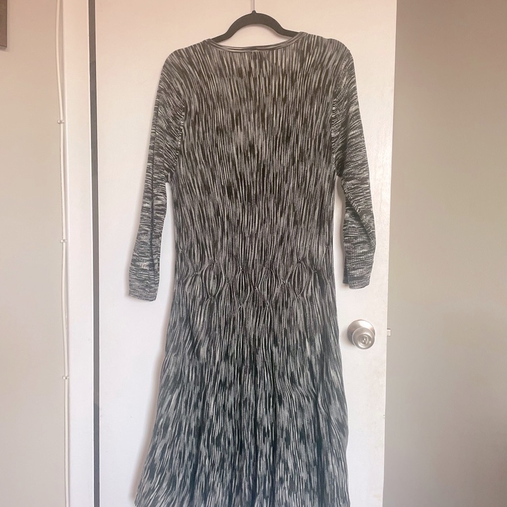Torrid Scoop Neck Marble Flare Dress - Size 2X - Picture 8 of 16
